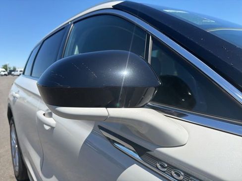 Used 2022 Lincoln Corsair AWD w/ Premium Package image 5