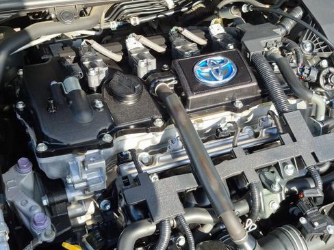 Used 2020 Toyota Corolla LE image 21