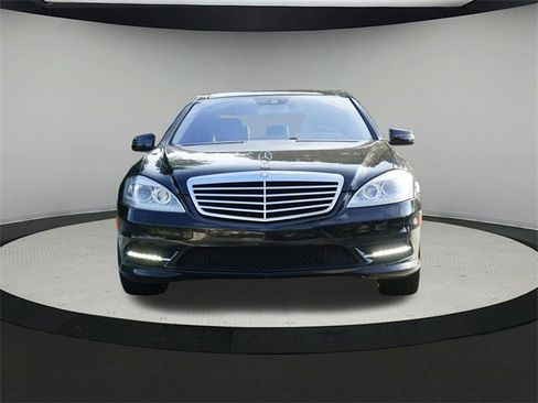 Used 2011 Mercedes-Benz S 550 image 7