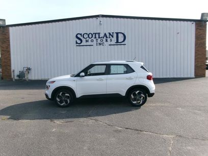 Used 2025 Hyundai Venue SEL
