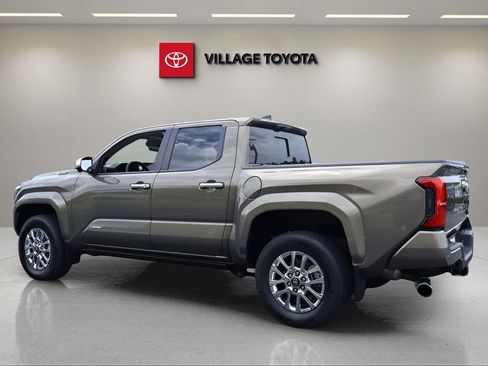 Certified 2025 Toyota Tacoma Limited AWD/4WD image 3