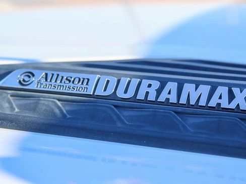 Used 2022 Chevrolet Silverado 2500 LT image 8