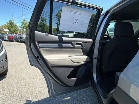 New 2026 GMC Terrain Elevation w/ Technology Package II AWD/4WD image 32