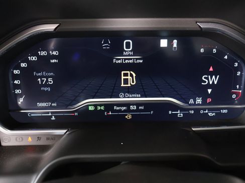 Used 2022 GMC Sierra 1500 AT4 w/ AT4 Preferred Package image 4