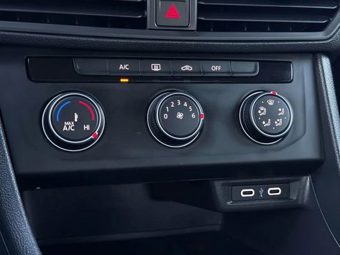 Used 2020 Volkswagen Jetta S image 35