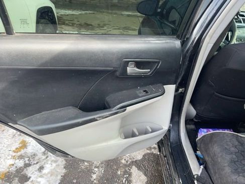 Used 2012 Toyota Camry LE image 13