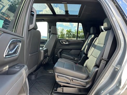 Used 2022 Chevrolet Tahoe LT w/ LT Signature Plus Package AWD/4WD image 14