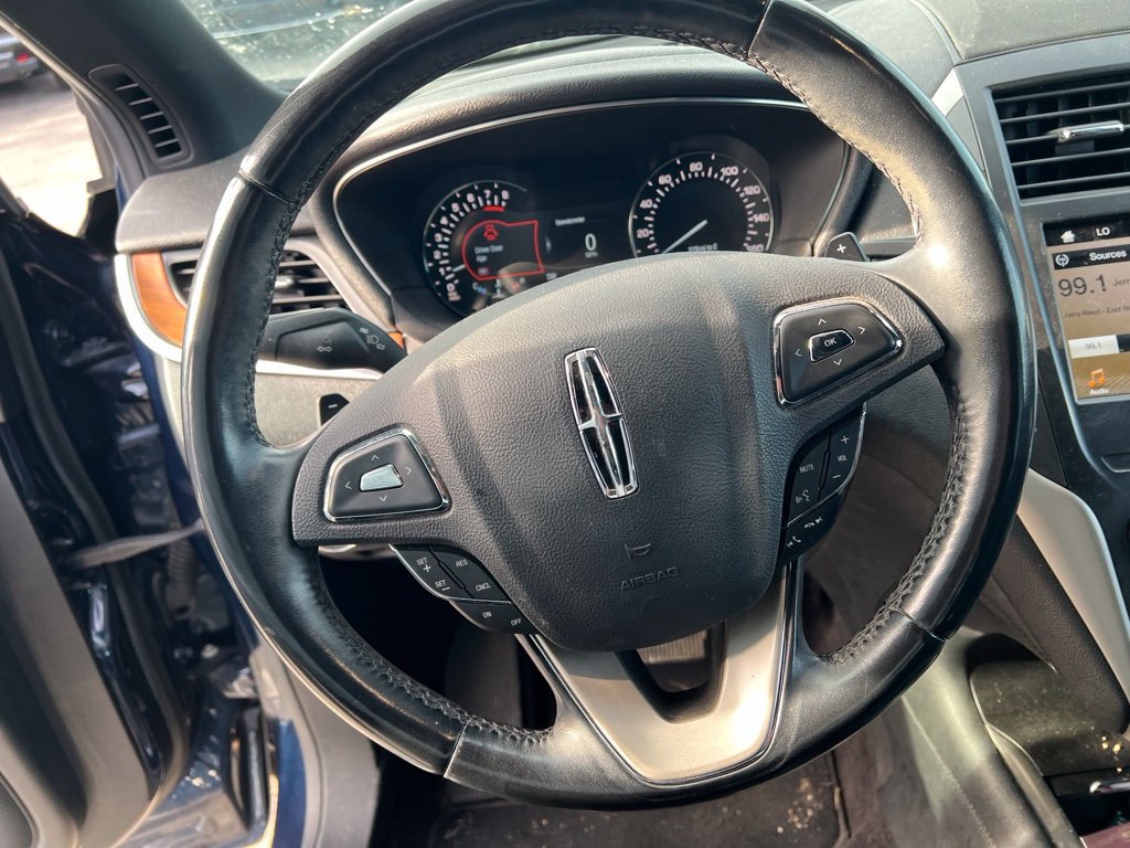 Used 2017 Lincoln MKC Reserve w/ Lincoln MKC Climate Package AWD/4WD image 7