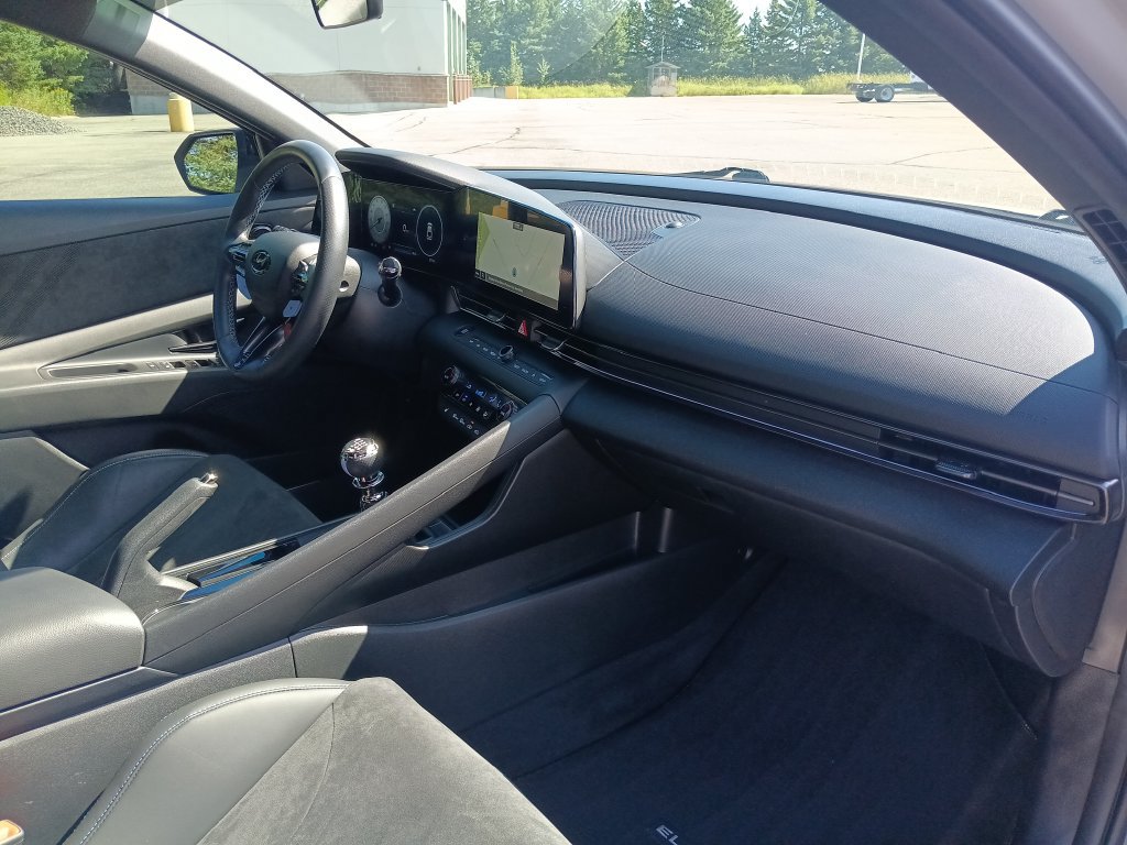 Used 2023 Hyundai Elantra N FWD image 13