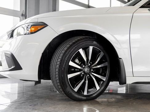 Used 2024 Honda Civic EX-L image 9