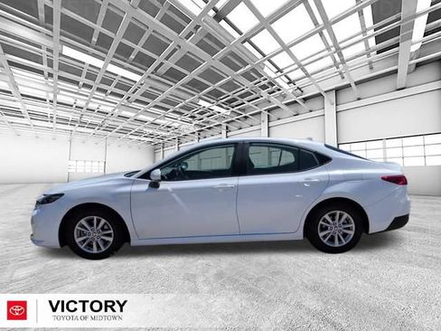 Certified 2025 Toyota Camry LE FWD image 7