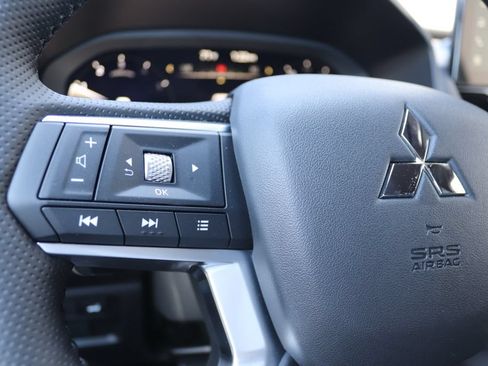 New 2026 Mitsubishi Outlander SEL Black Edition AWD/4WD image 14