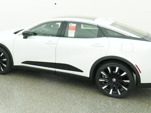 New 2026 Toyota Crown Platinum AWD/4WD image 15