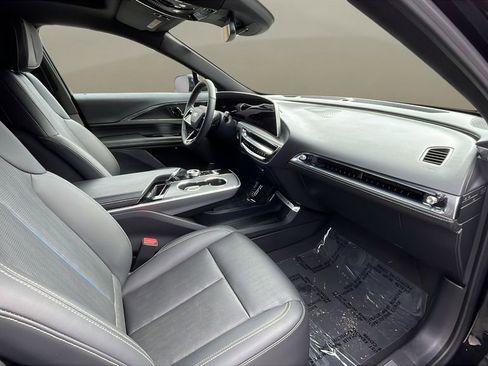 Certified 2024 Cadillac Lyriq Sport image 10