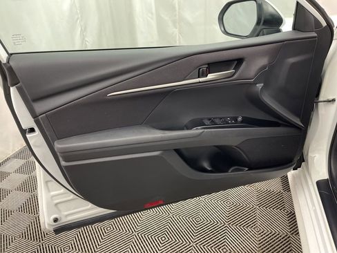 Used 2025 Toyota Camry LE image 23