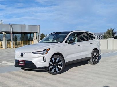 New 2025 Volvo EX90 Plus w/ Protection Package Premier