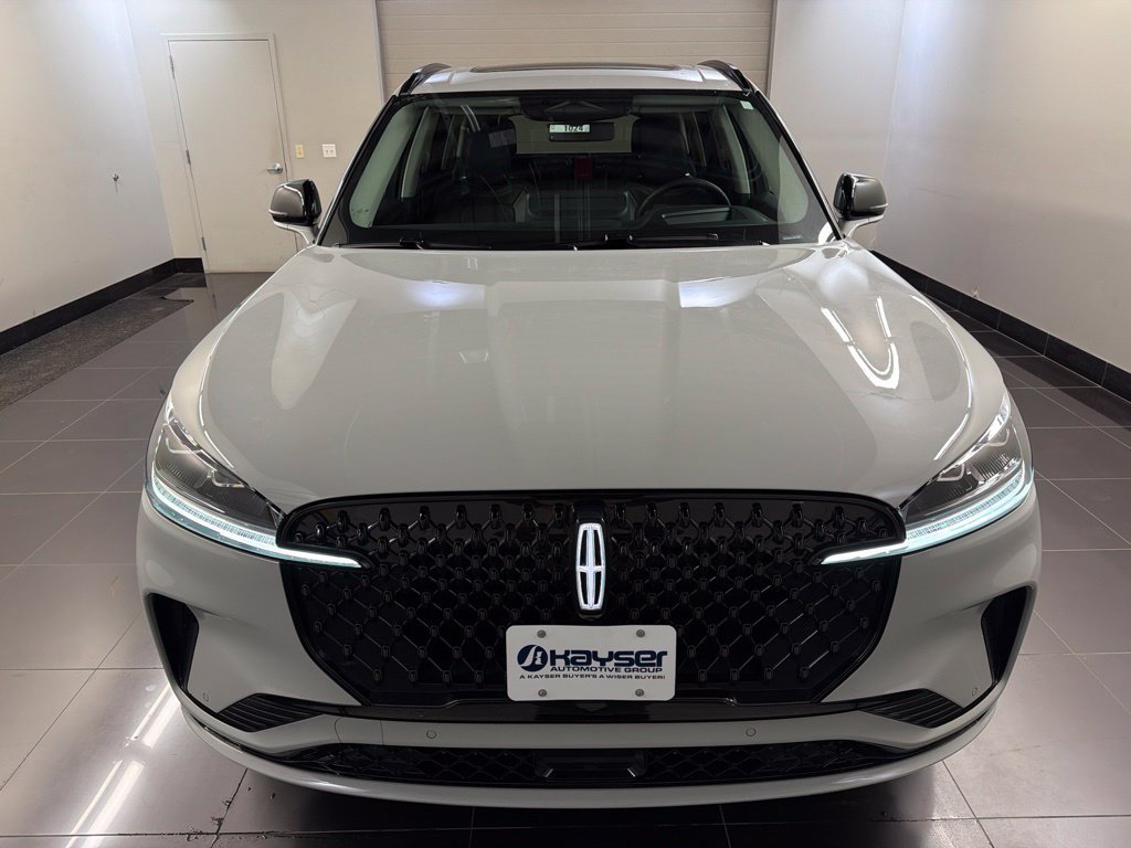 New 2027 Lincoln Aviator Reserve AWD/4WD image 2