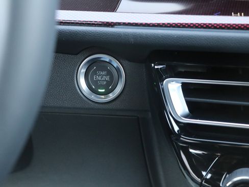 New 2026 Chevrolet Traverse Z71 w/ Driver Confidence Package image 24