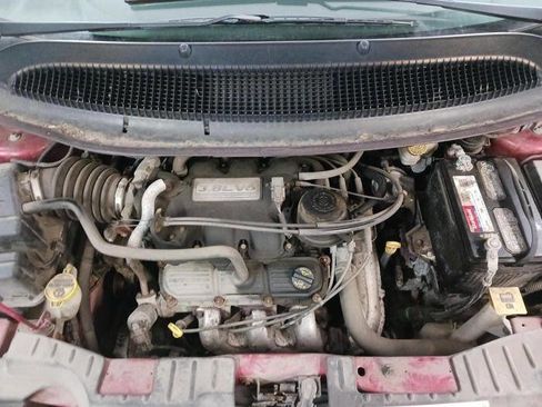 Used 2007 Chrysler Town & Country Touring FWD image 27
