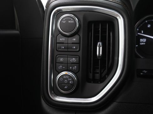 Used 2021 GMC Sierra 1500 AT4 w/ AT4 Premium Package image 24