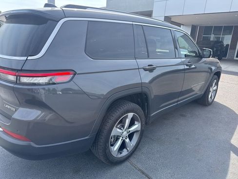 Used 2022 Jeep Grand Cherokee L Limited AWD/4WD image 4