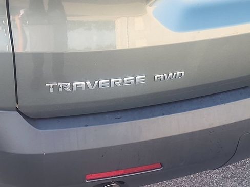 Used 2023 Chevrolet Traverse LT w/ LPO, Floor Liner Package AWD/4WD image 3