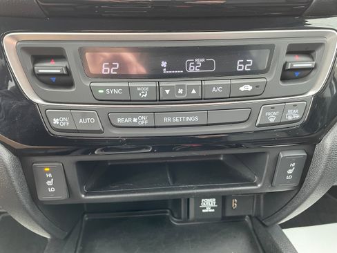 Used 2018 Honda Ridgeline RTL-E image 22