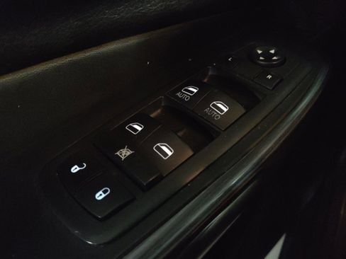 Used 2014 Jeep Cherokee Trailhawk w/ Comfort/Convenience Group image 27