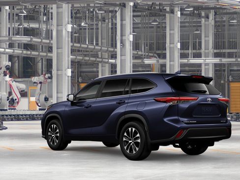 New 2026 Toyota Highlander XLE AWD/4WD image 6