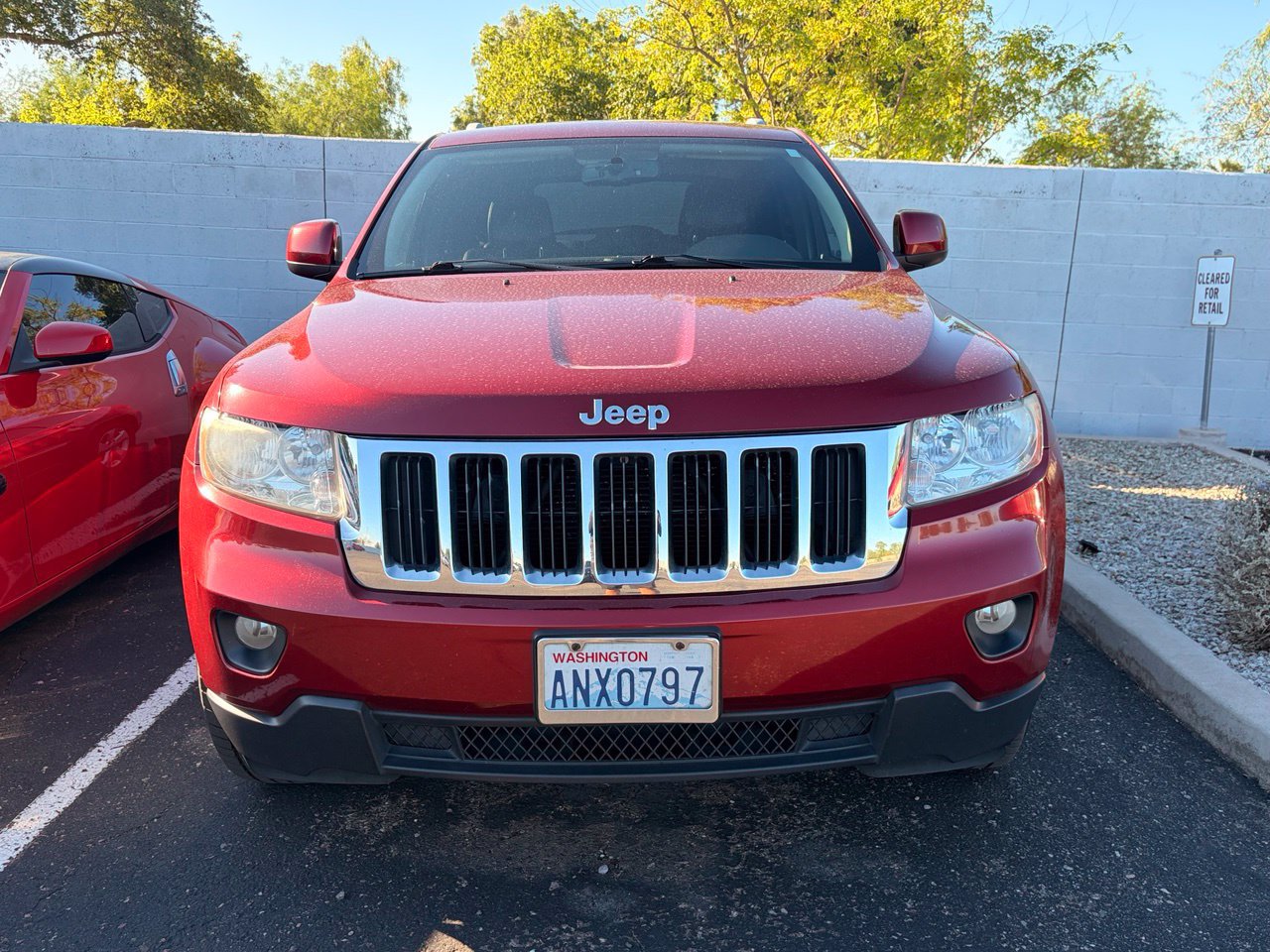 Used 2012 Jeep Grand Cherokee Laredo AWD/4WD image 3