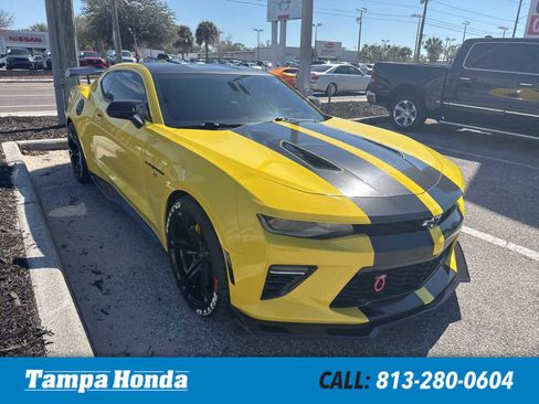 Used 2016 Chevrolet Camaro SS image 1