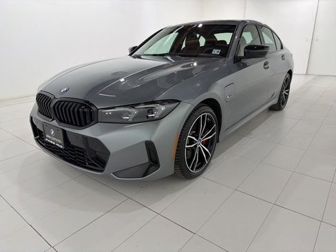 Certified 2023 BMW 330e xDrive w/ M Sport Package image 1