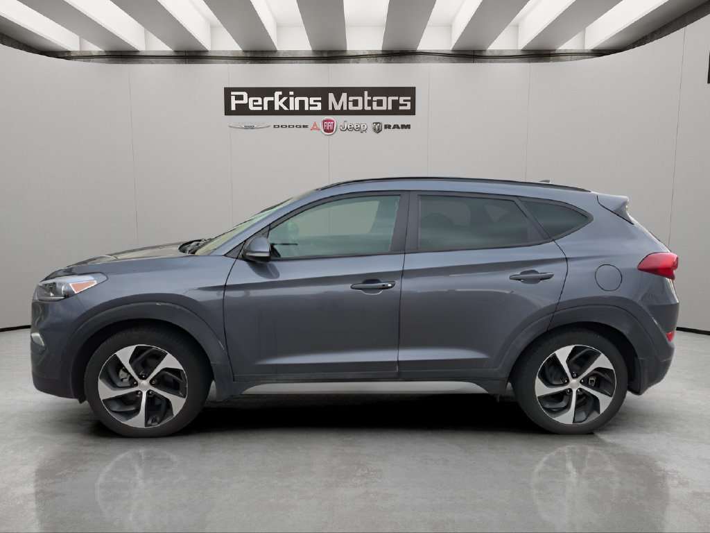 Used 2018 Hyundai Tucson Value w/ Cargo Package AWD/4WD image 2