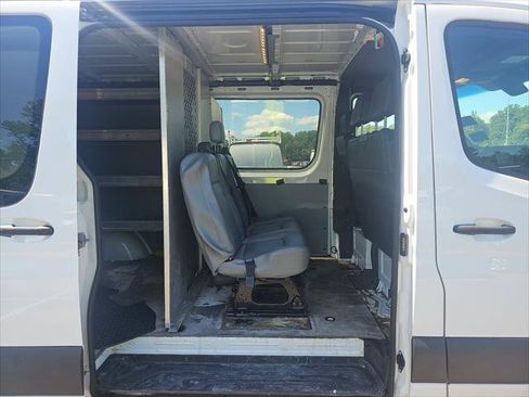 Used 2022 Mercedes-Benz Sprinter 2500 image 17