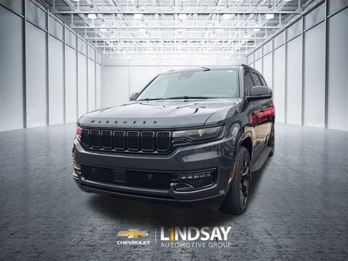 Used 2023 Jeep Wagoneer Series II image 29