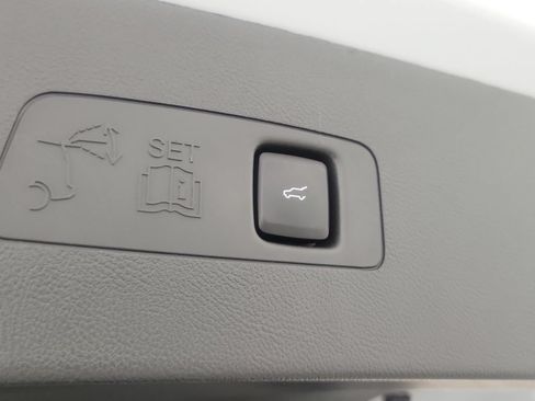 Certified 2025 Lincoln Corsair FWD image 7