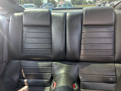 Used 2010 Ford Mustang GT Premium RWD image 21