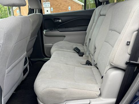 Used 2016 Honda Pilot EX image 18