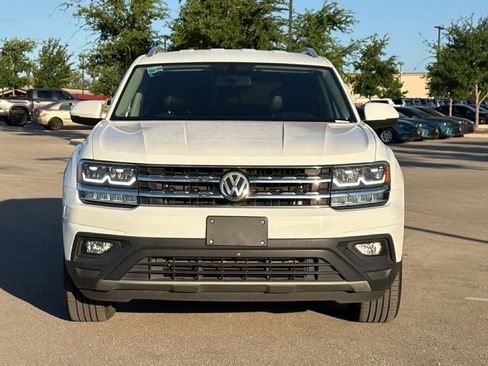 Used 2019 Volkswagen Atlas SE image 2