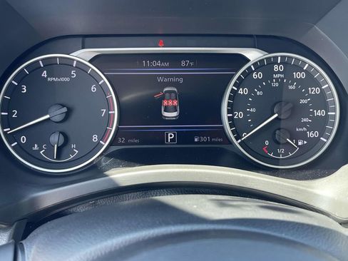 Used 2025 Nissan Sentra SR image 22