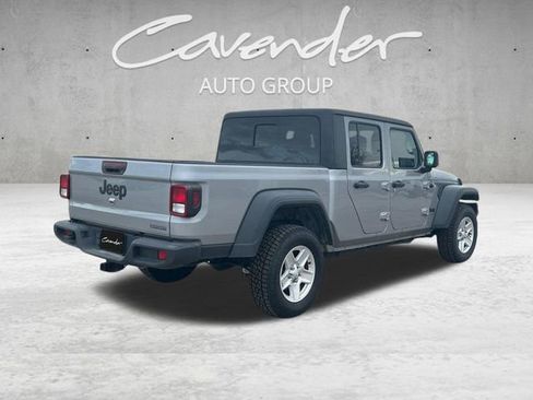 Used 2020 Jeep Gladiator Sport w/ Quick Order Package 24S image 16