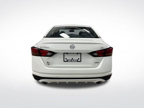 Used 2020 Nissan Altima 2.5 SV image 13