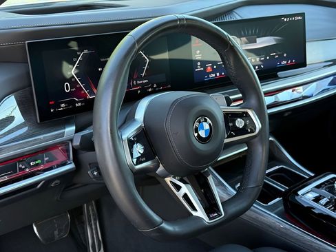 Certified 2023 BMW 740i RWD image 14