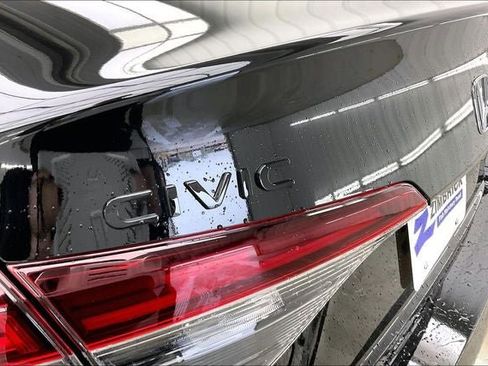 New 2026 Honda Civic Sport image 17