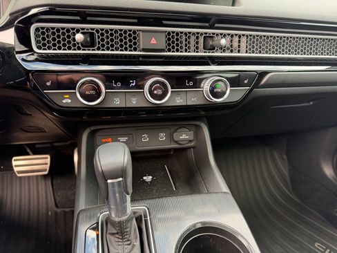 Used 2025 Honda Civic Sport Touring image 11