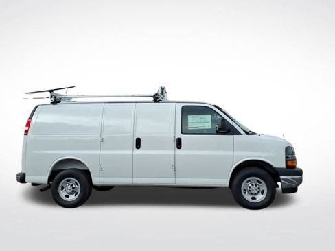 New 2026 Chevrolet Express 2500 w/ Driver Convenience Package RWD image 2