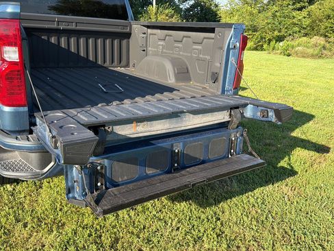 Certified 2024 Chevrolet Silverado 1500 Custom AWD/4WD image 5