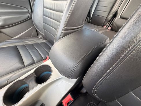 Used 2016 Ford C-MAX Energi SEL FWD image 18