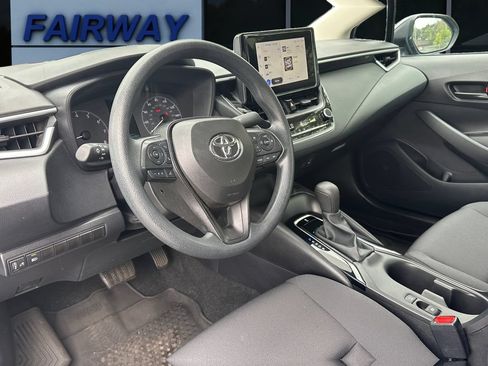 Used 2024 Toyota Corolla LE FWD image 14