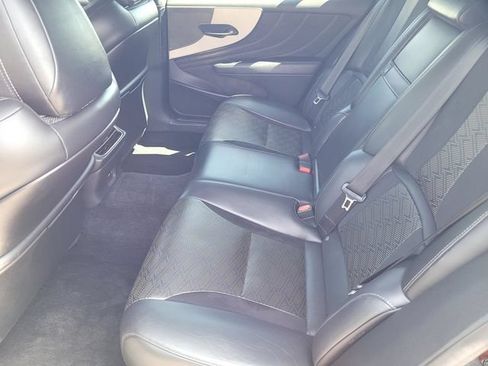 Used 2018 Lexus LS 500 F Sport w/ Performance Package RWD image 13